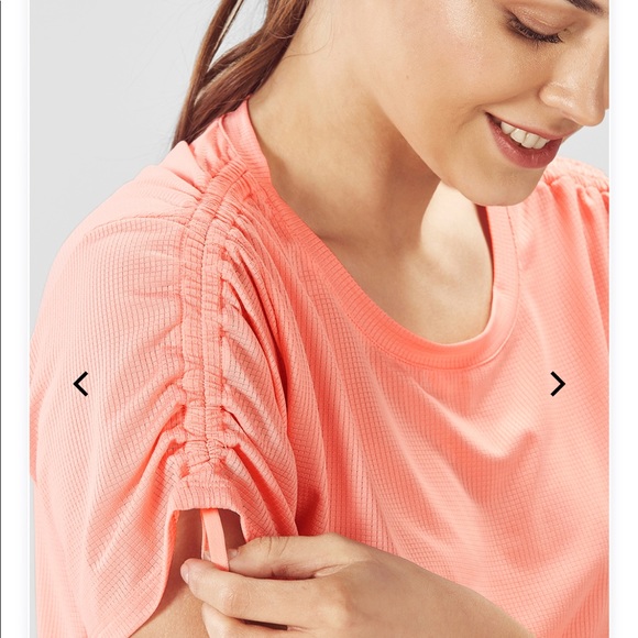 Fabletics Work Out Top - Picture 3 of 4
